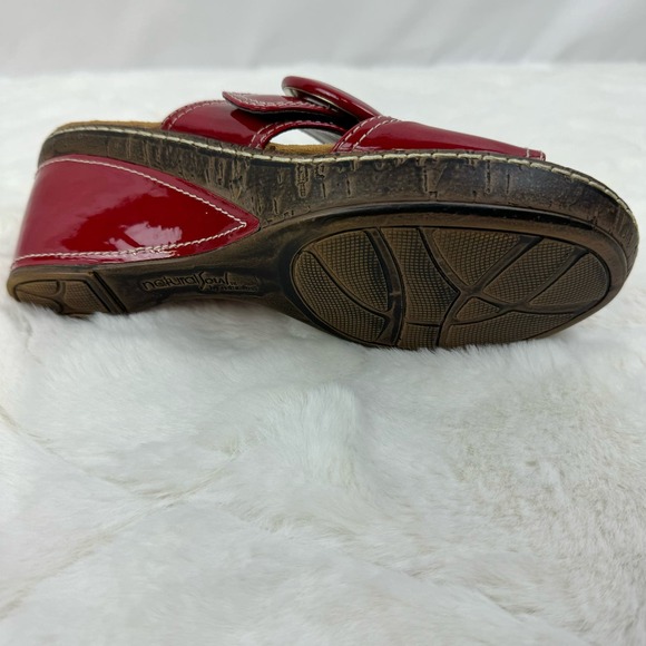Natural Soul Red Slide Sandals Women’s size 7.5 - Picture 7 of 8